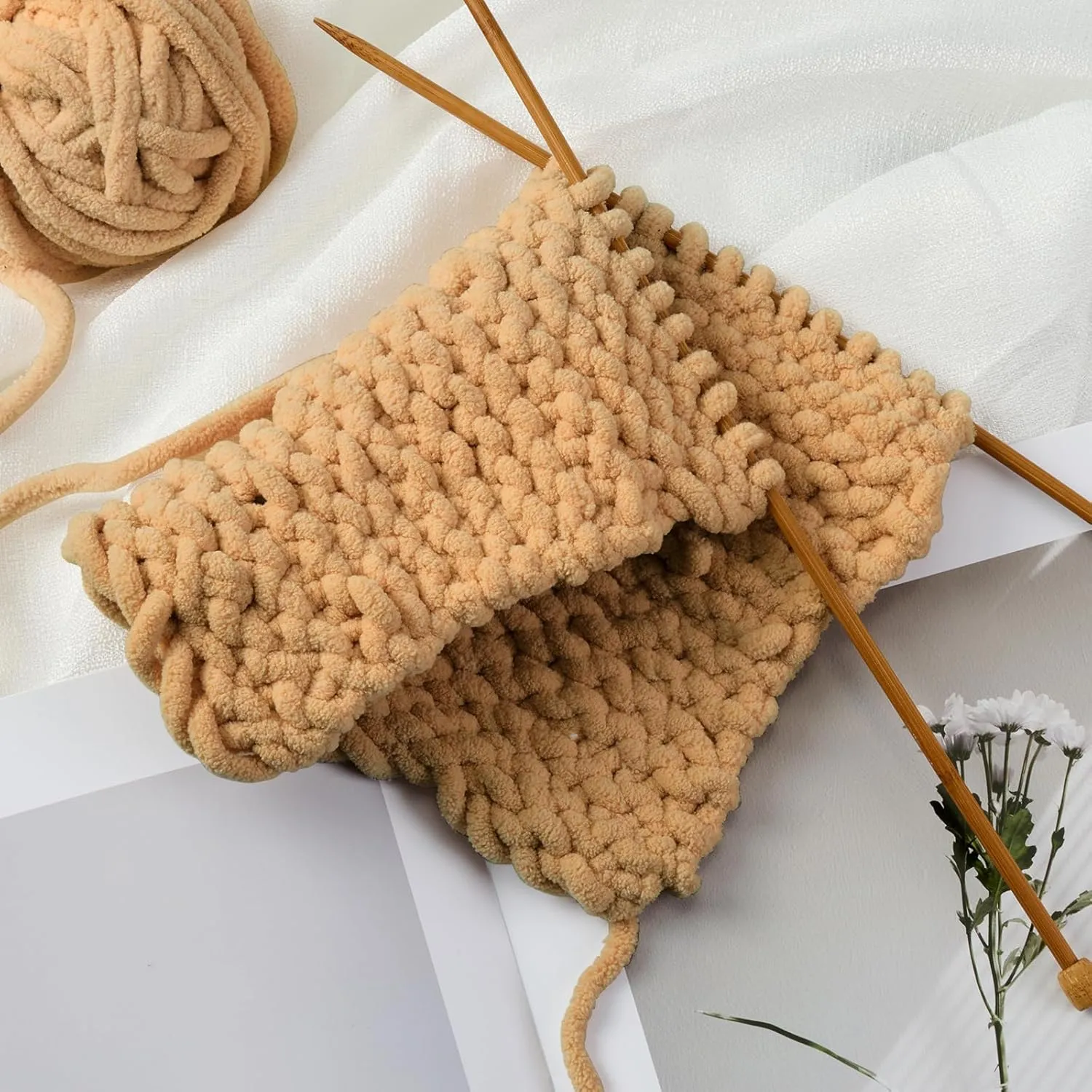 Chunky Chenille Yarn for Knitting/Crochet Baby Blanket Fancy Yarn for Amigurumi #6 Super Bulky Extra Thick Soft Fluffy Big Yarn Hat Scarf Christmas Decor Beginner Friendly,0.66lb,Cream