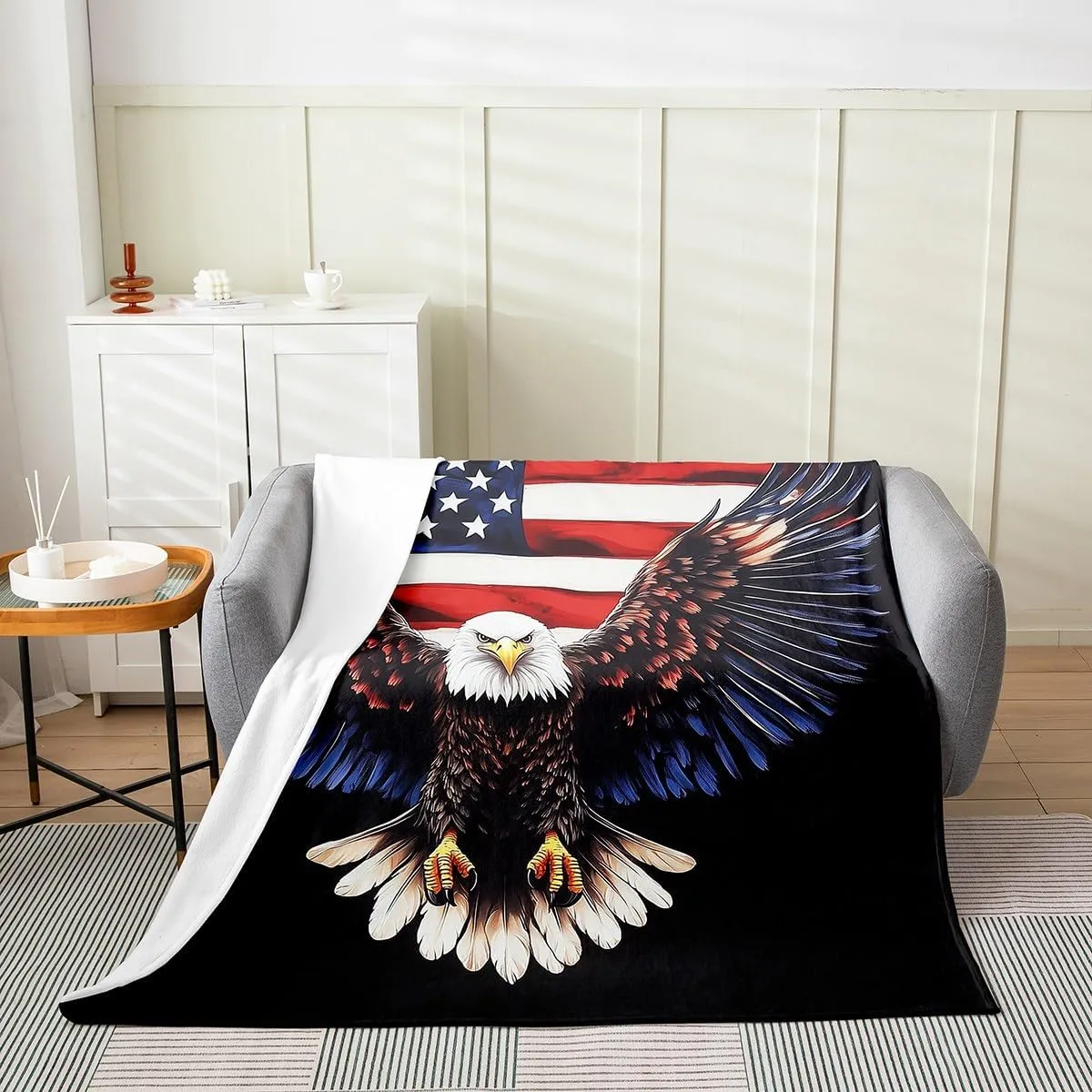Eagle Fleece Blanket Twin 60x80 Inch - Ultra-Soft for Couch Sofa Bed American Flag Flannel Blanket United States Fuzzy Plush Throw for Kids Room Cute Animal Bird Retro Room Decor