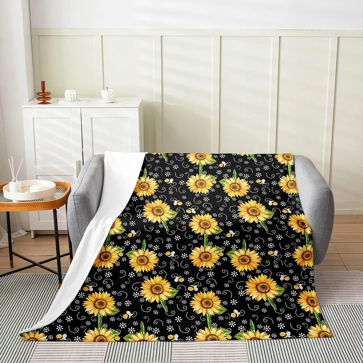Erosebridal Sunflower Bee Throw Blanket, 5x6 Inch, Kids & Adults, Yellow Floral Romantic Rustic Farmhouse Fleece, Warm & Soft, Cute Wild Animal Room Decor