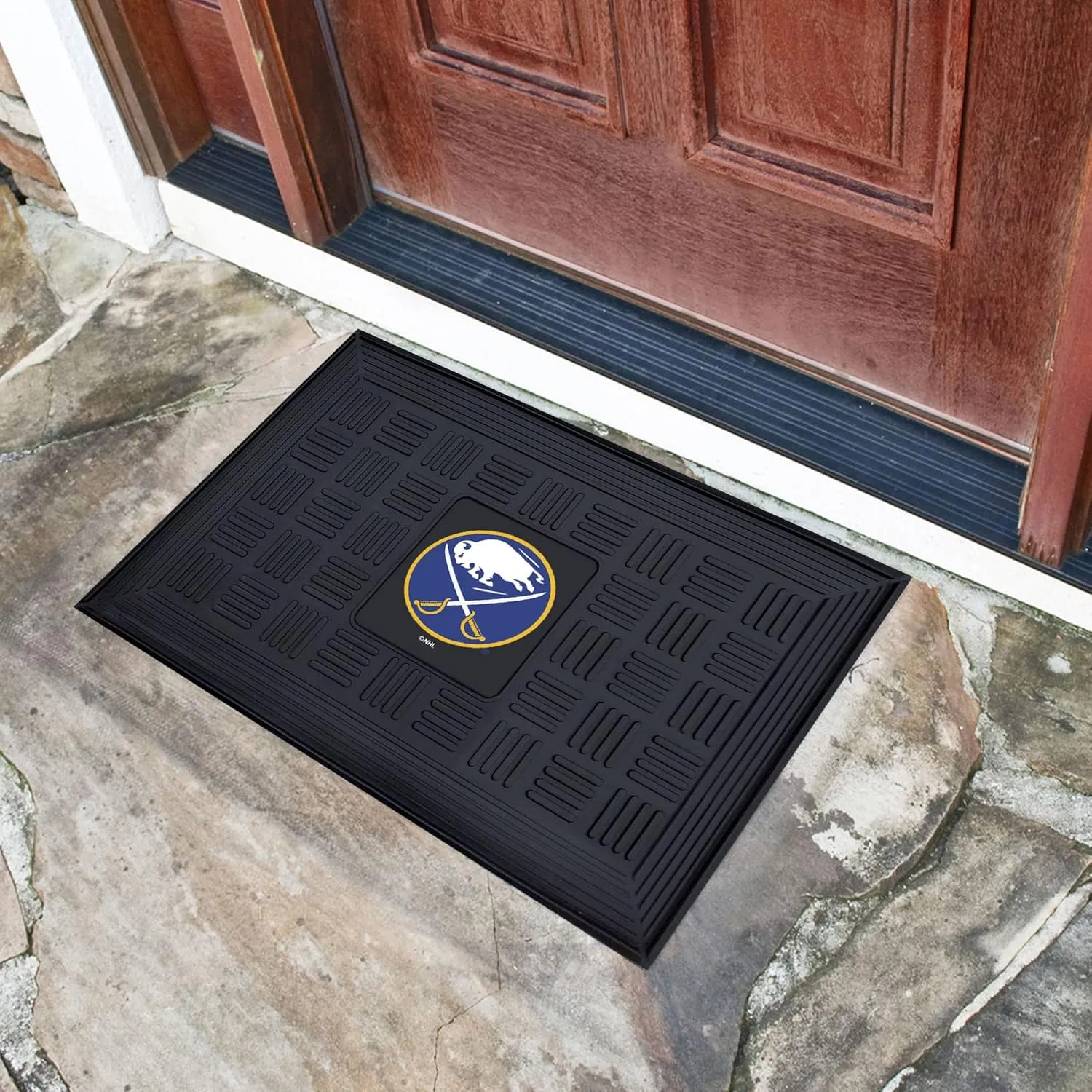 FANMATS NHL Unisex-Adult Medallion Door Mat