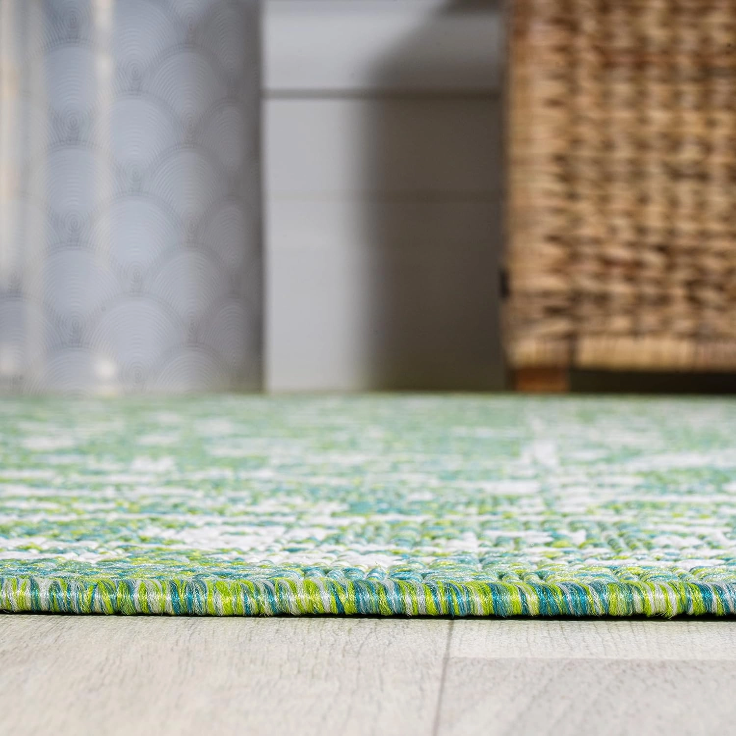 JONATHAN Y SMB104F-210 Malta Bohemian Medallion Textured Weave Indoor Outdoor Runner Rug, Coastal,Traditional,Transitional Easy Clean,Bedroom,Kitchen,Backyard,Patio, Non-Shed, Cream/Green, 2 X 10