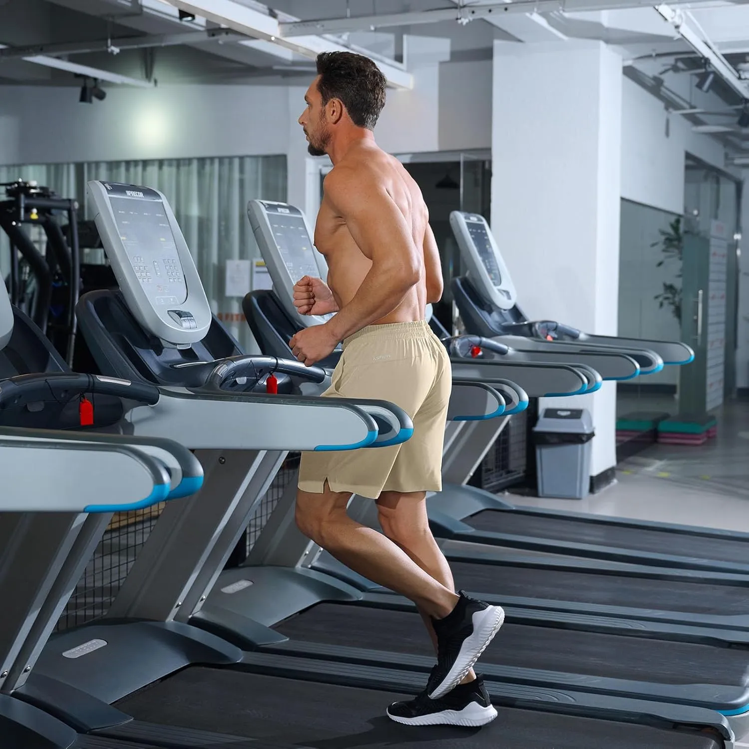 Ksmien Men's Running Shorts 7 Inch with Zipper Pockets Quick Dry Lightweight Athletic Shorts for Workout Gym Basketball