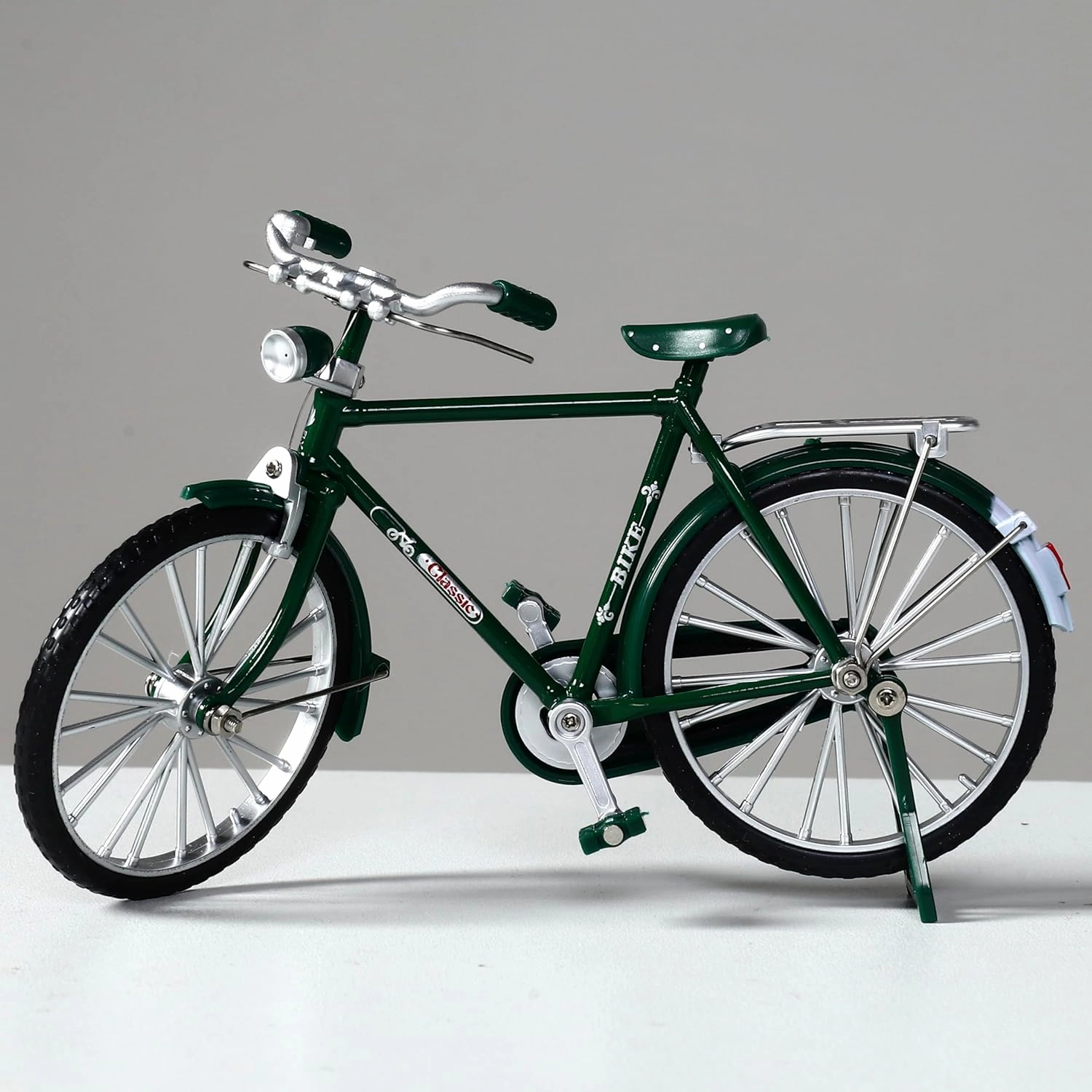Miniature Alloy Bicycle Collections Bookshelf Decor, Metal Art Home Accessories, Desk Accessories Toy Finger Bike for Collections Home Living Room Bar Coffee Ornaments (Green)