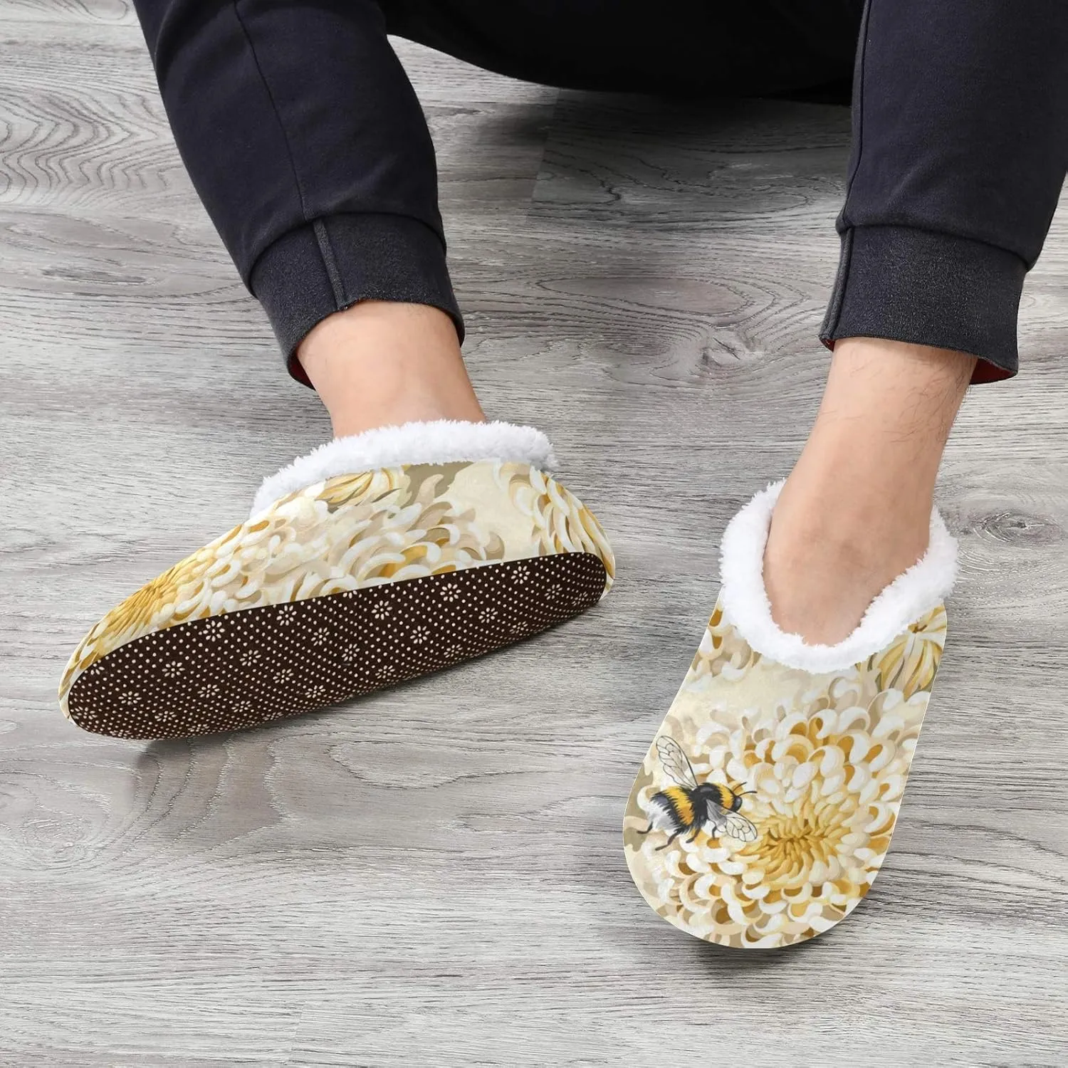 Naanle Japanese Chrysanthemum Honeybee Women's Memory Foam Slippers - Comfy Indoor Outdoor Bedroom Shoes With Anti-Slip Rubber Sole - Fuzzy Fleece Warm Home Slippers
