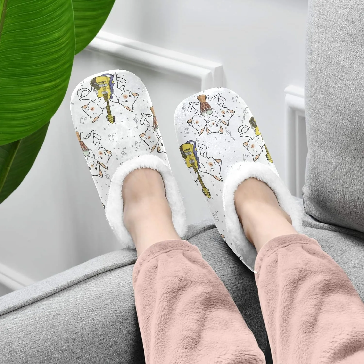 Naanle Women's Winter Memory Foam Slippers, Grey, Size 5-6, Closed Toe, No Heel, Medium Width, Solid Pattern, Fuzzy Fleece Lining, Anti-Slip Rubber Sole