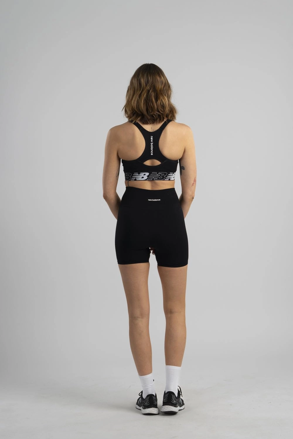 New Balance Women's Racerback Seamless Medium Support Sport Bra with Adjustable Straps and Removable Pads