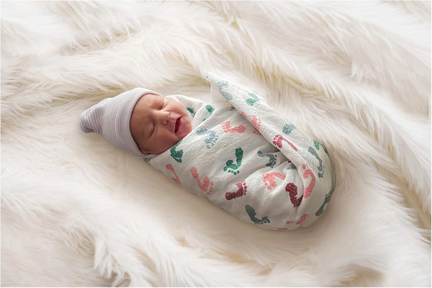 PILL THING Baby Hospital Receiving Swaddle Blankets for Newborn Babies - Original Baby Footprint Design Breathable 100% Cotton - Durable Hospital Quality - Generous Size- (Baby Feet, 10 Pack)