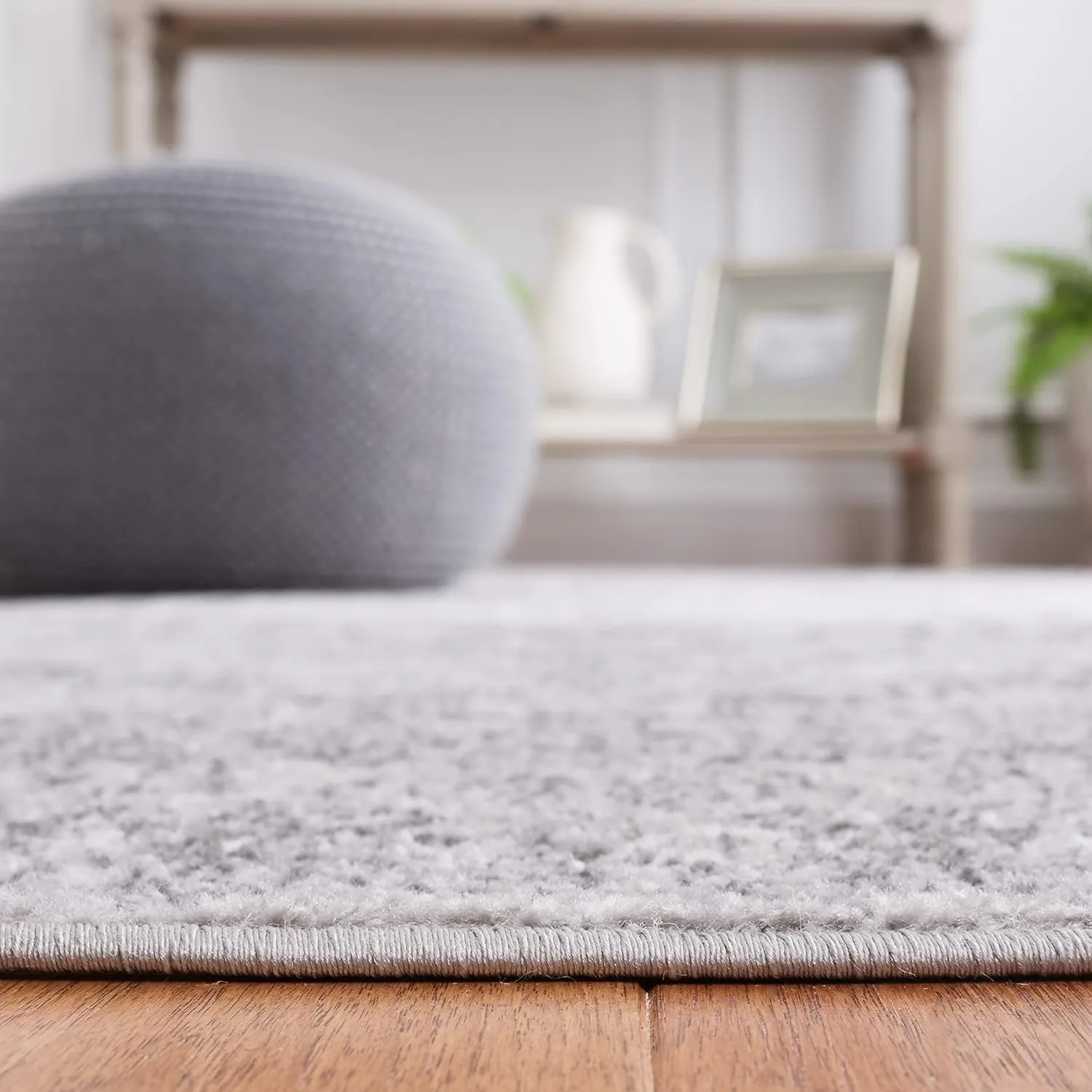 SAFAVIEH Adirondack Collection Area Rug - 9' x 12', Light Grey & Dark Grey, Oriental Medallion Design, Non-Shedding & Easy Care, Ideal for High Traffic Areas in Living Room, Bedroom (ADR108C)
