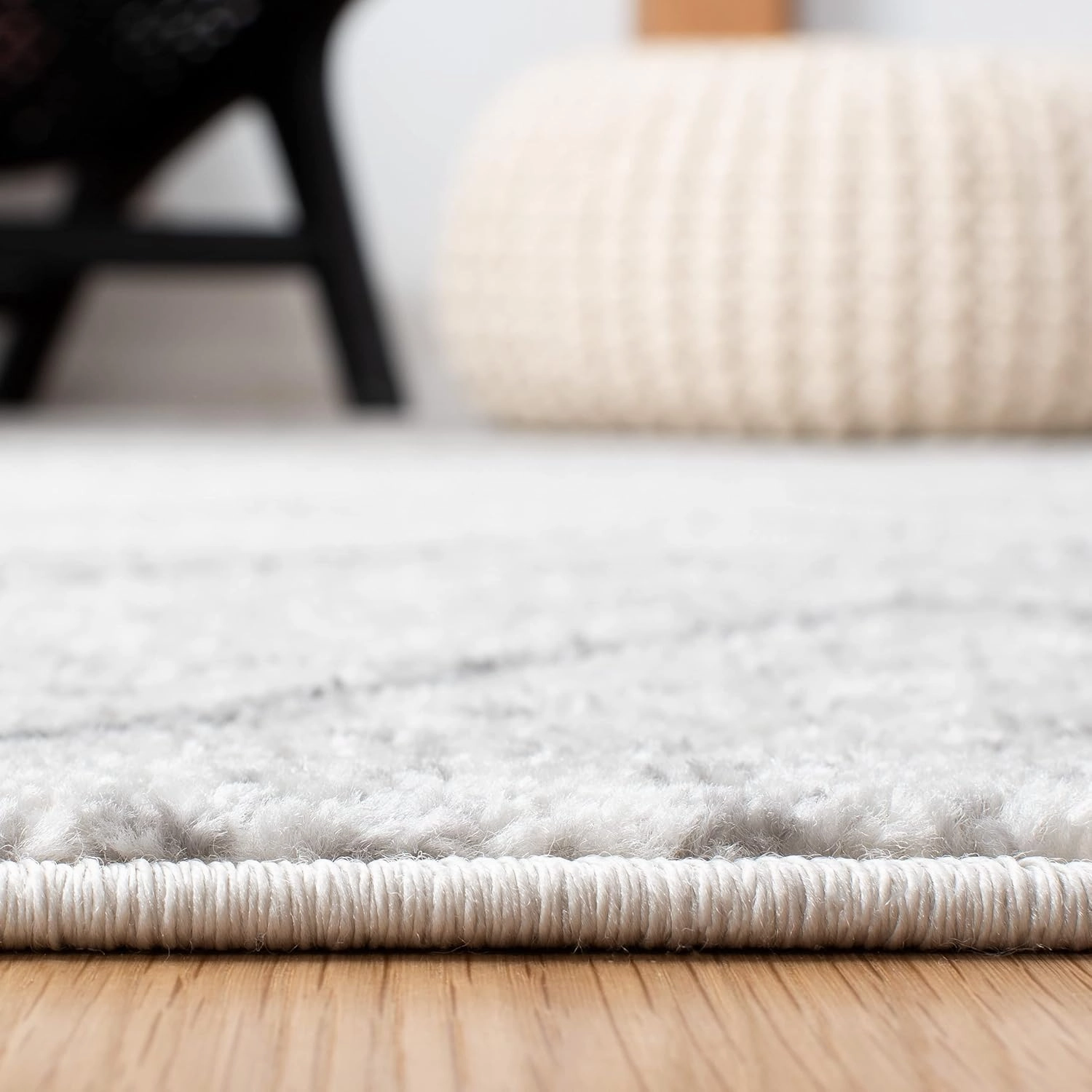 SAFAVIEH Adirondack Collection Area Rug - 9' x 12', Ivory & Dark Grey, Modern Geometric Design, Non-Shedding & Easy Care, Ideal for High Traffic Areas in Living Room, Bedroom (ADR251B)
