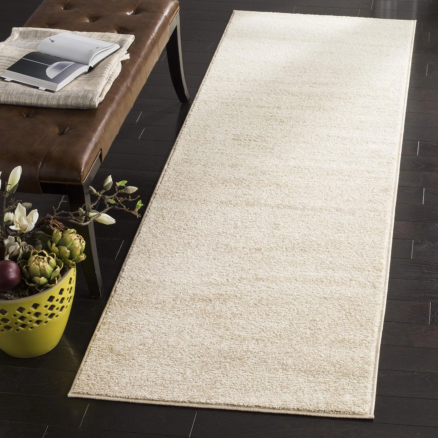 SAFAVIEH Adirondack Collection Runner Rug - 2'6" x 10', Champagne & Cream, Modern Ombre Design, Non-Shedding & Easy Care, Ideal for High Traffic Areas in Living Room, Bedroom (ADR113W)